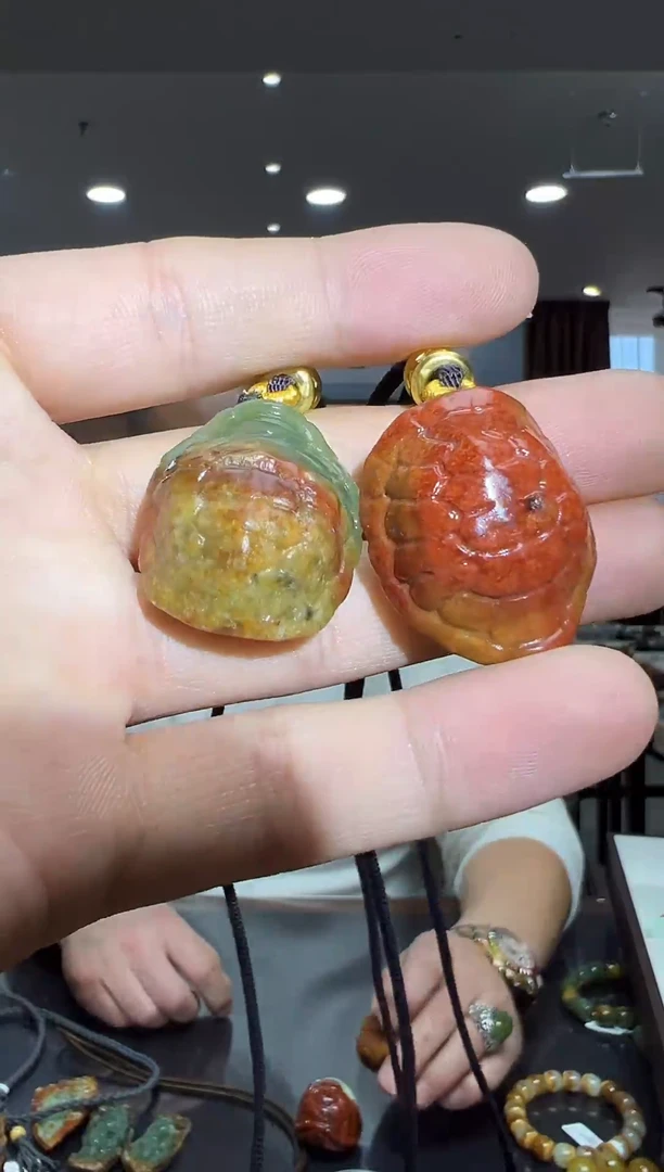 未镶嵌透闪石质玉挂件多样性发货其中发一