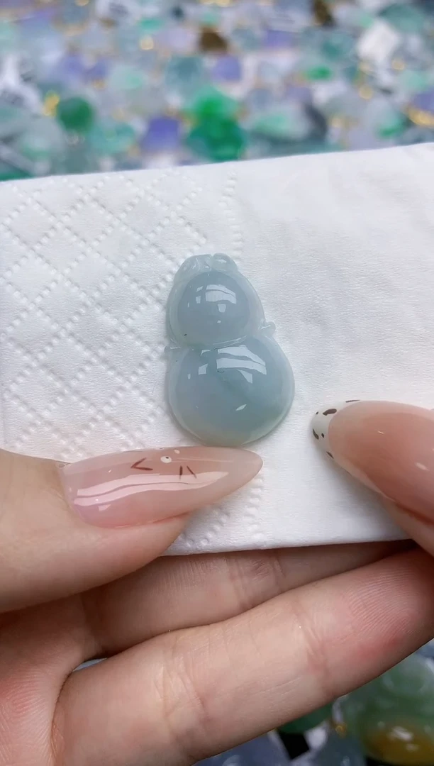 翡翠未镶嵌颈饰5   天然翡翠A货