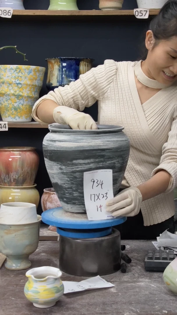 江西景德镇花盆微瑕934