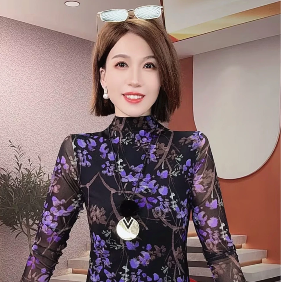 碎花印花V领网纱t恤女春秋新款修身气质百搭长袖洋气打底衫上衣潮