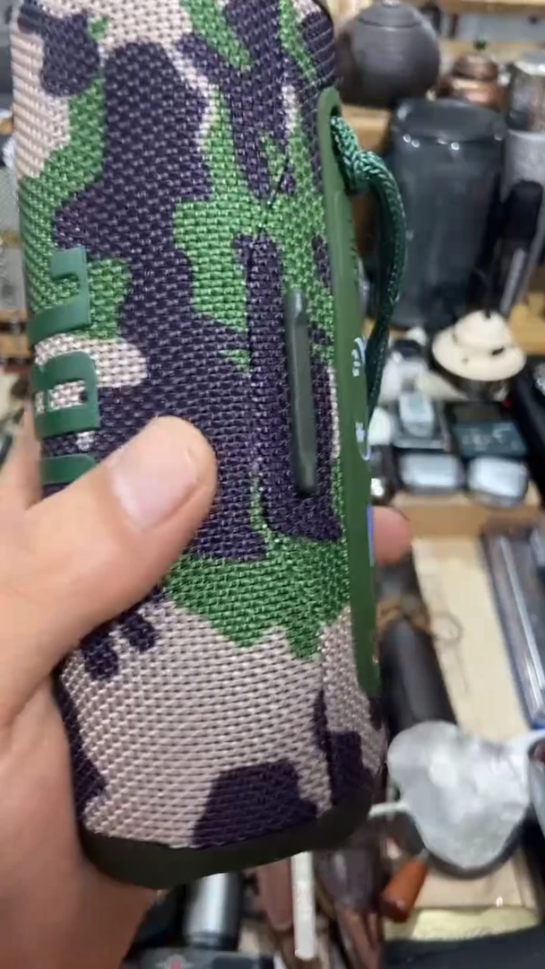 瓷片闪购商品  如图所示