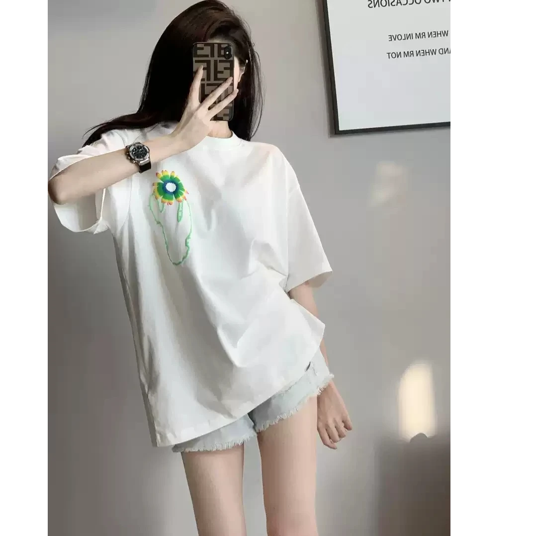 【现货】短袖T恤女春季2025新款设计感炸街宽松显瘦休闲上衣ins潮
