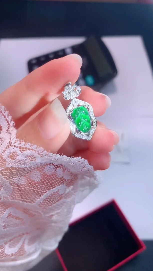 颈饰未镶嵌翡翠0芹0翡翠珠宝721