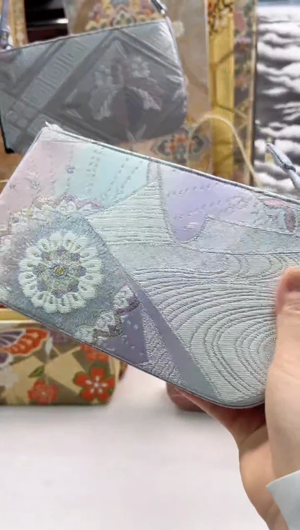 织绣精选默认有色差