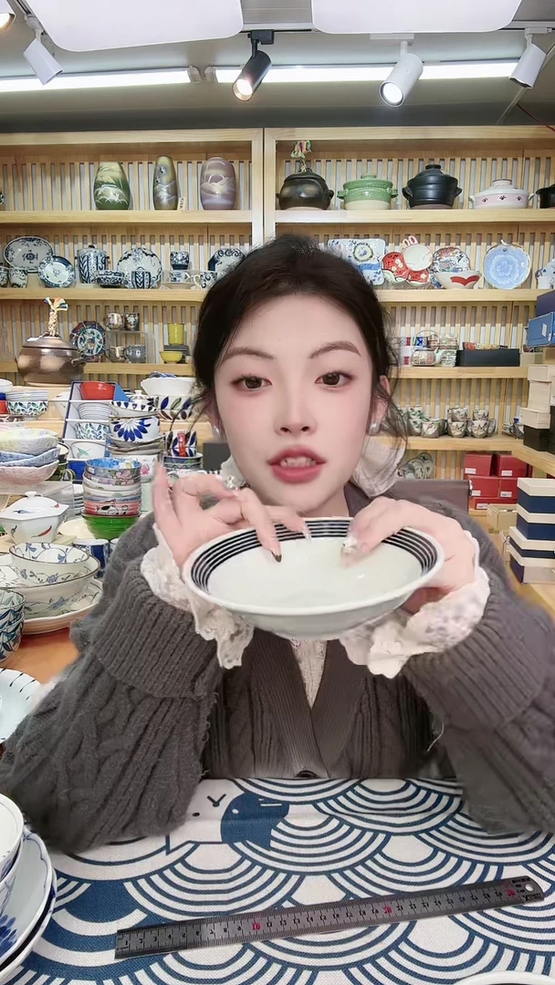 【闪购商品】盘蓝驹16.2cm深盘进口一个