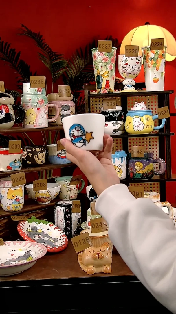 杯子Diy景德镇陶瓷手绘卡通风哆啦A梦手握杯