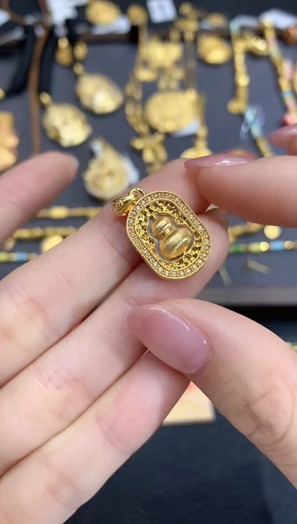 吊坠(不含链)18K金A13多样性发一件