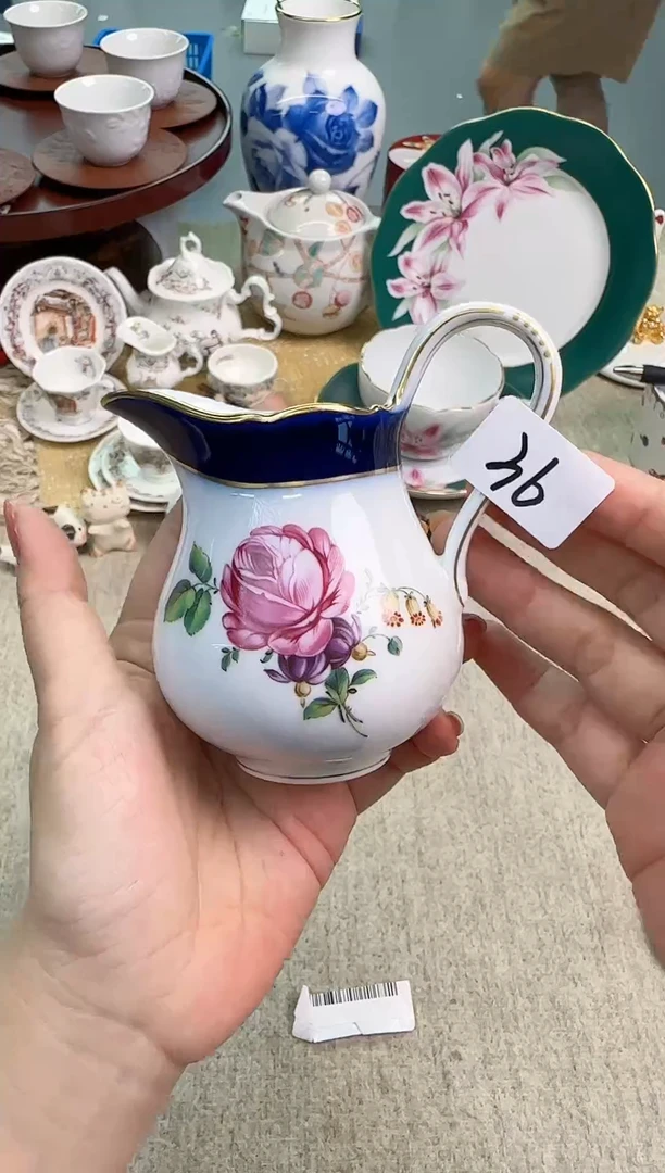 瓷片泡泡家的瓷器真好看
