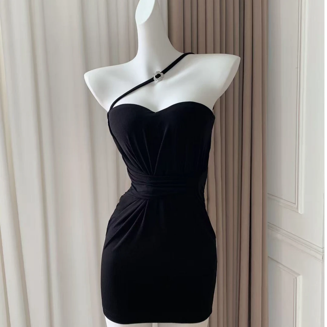 A轮A19【晚宴沙漏裙】高颜品！可以单穿&内搭的抹胸连衣裙