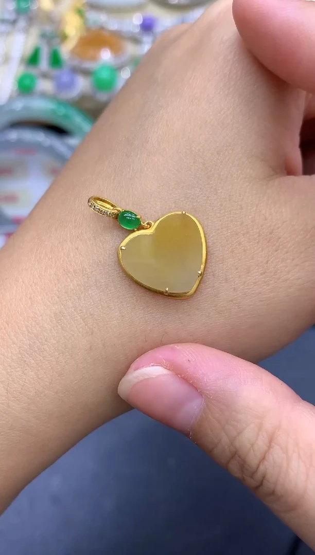 颈饰18K金镶嵌翡翠193-中国好珍宝