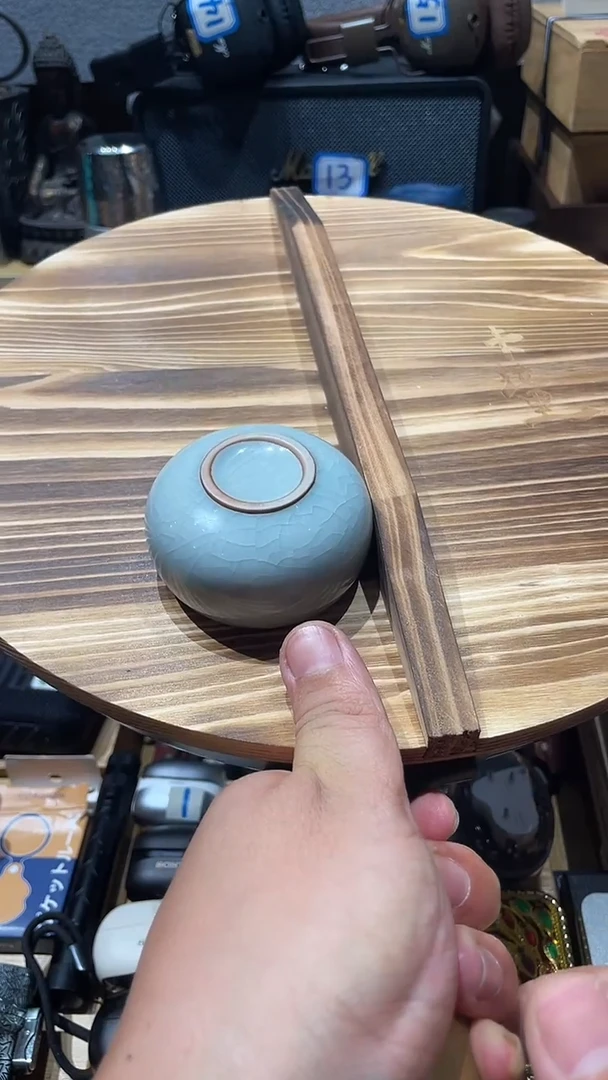 瓷片闪购商品 如图所示