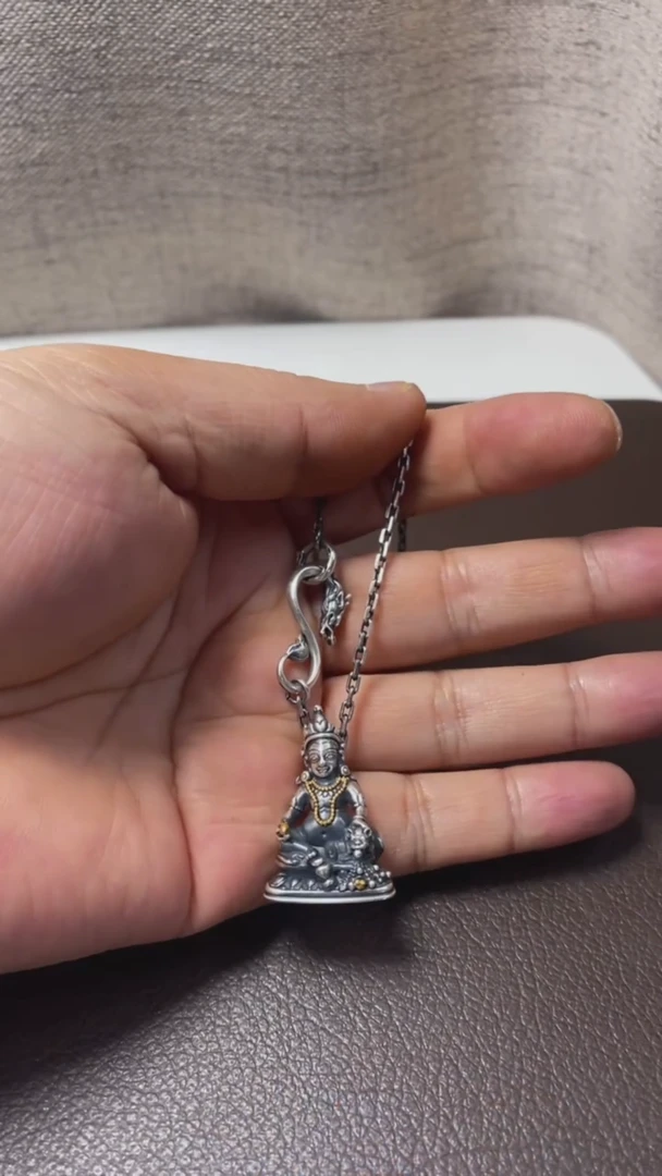 【闪购商品】诺拉（多样性发货，发其一）