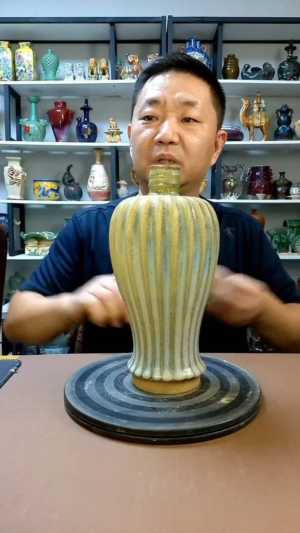 经典精美复古风格瓷器