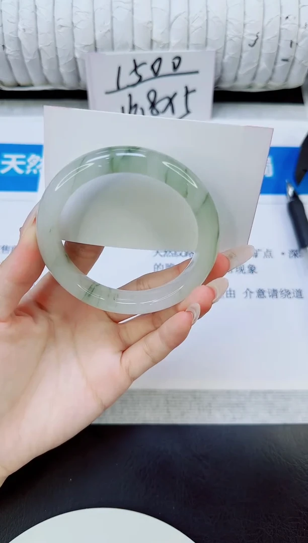 未镶嵌手镯石英质玉173/60