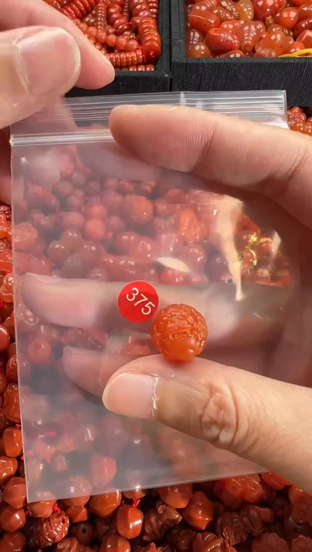 【闪购商品】南红玛瑙颈饰未镶嵌11