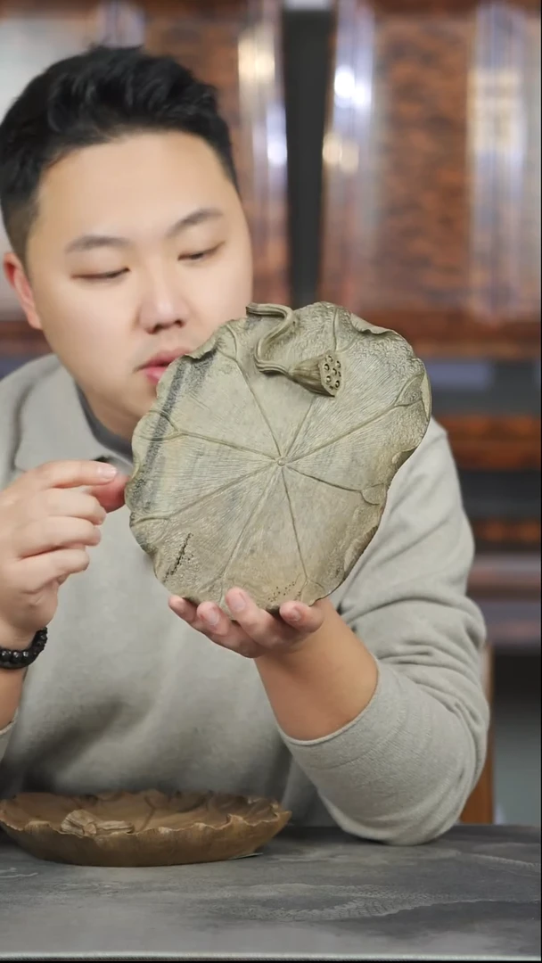 金丝楠757号全手雕荷叶小果盘