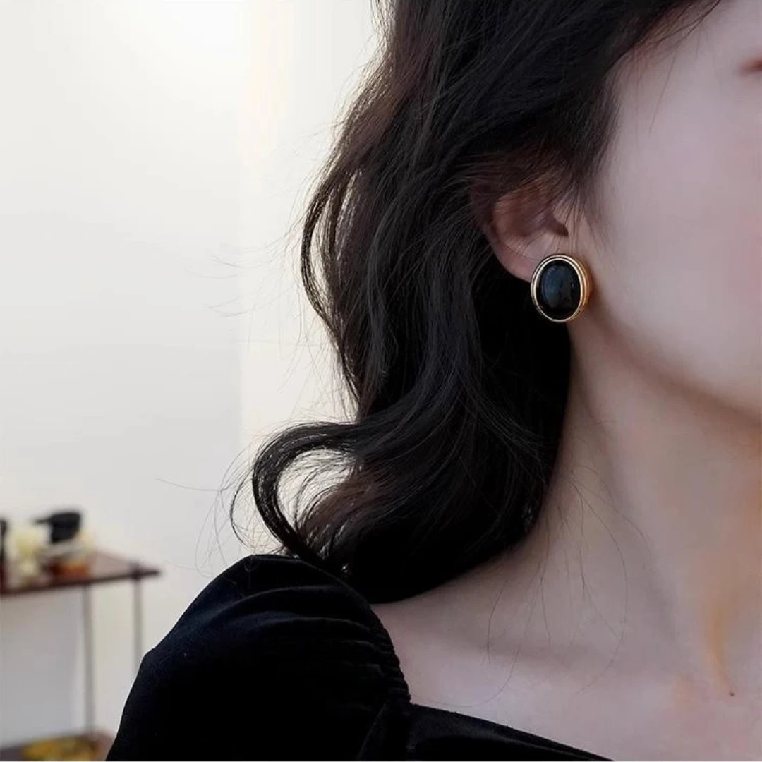 合金耳饰 气质时尚法式耳钉简约小众法式女黑色复古宫廷中古耳饰