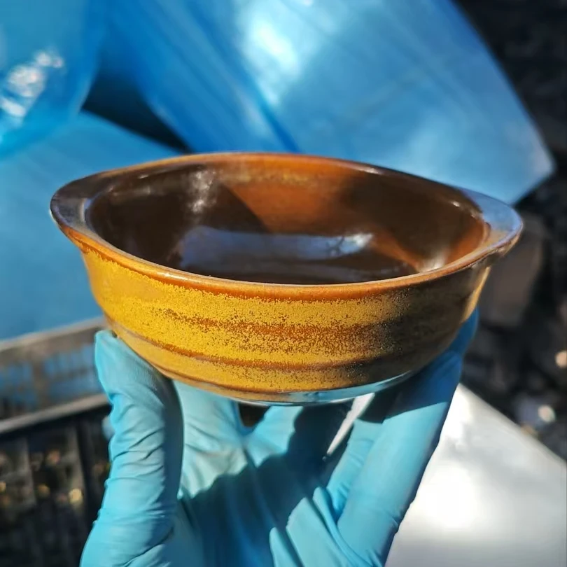 国营老瓷，微瑕介意勿拍，黄金釉碗2只