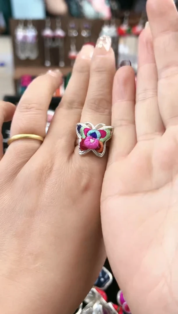 【闪购商品】织绣民族风老绣饰品311