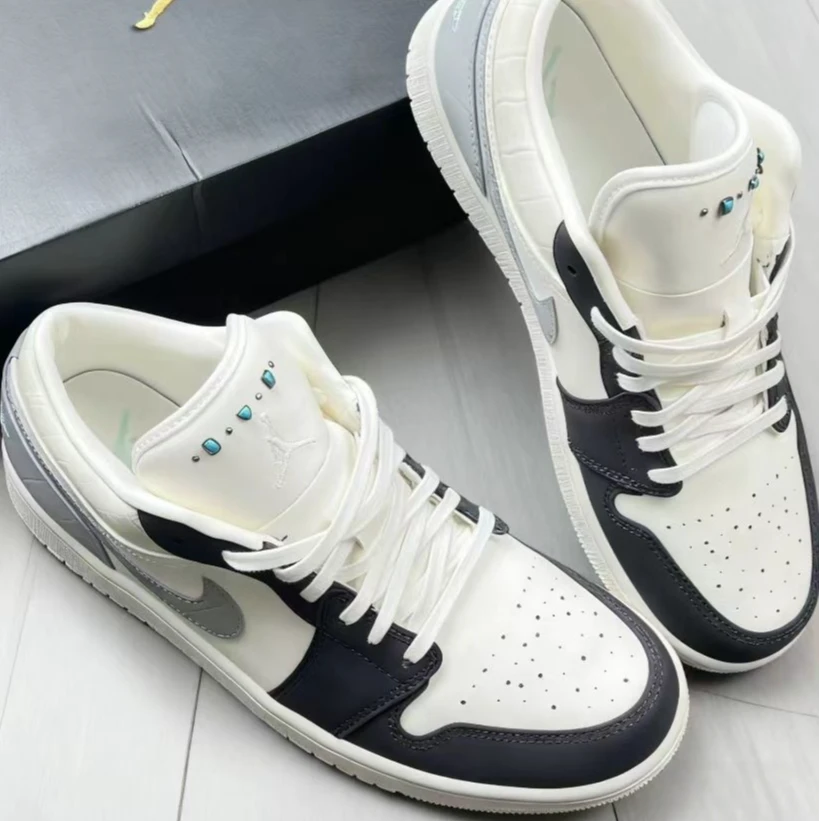 Air Jordan 1 Low男款低帮白灰黑复古耐磨运动鞋休闲板鞋官方正品