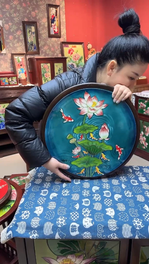 陶瓷  碧水莲台