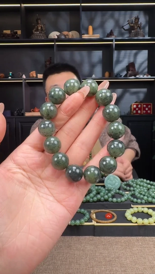 【闪购商品】和田玉1未镶嵌16mm点墨手串 多样性