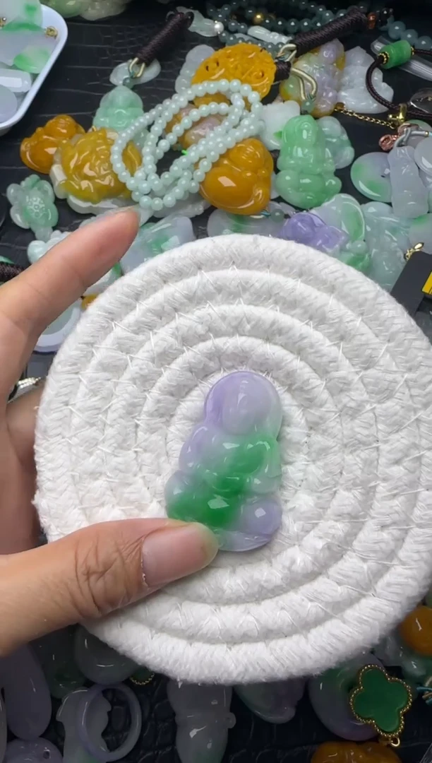 颈饰未镶嵌翡翠缅甸翡翠吊坠