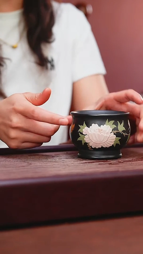 宜兴原矿紫砂   石磺厚底牡丹