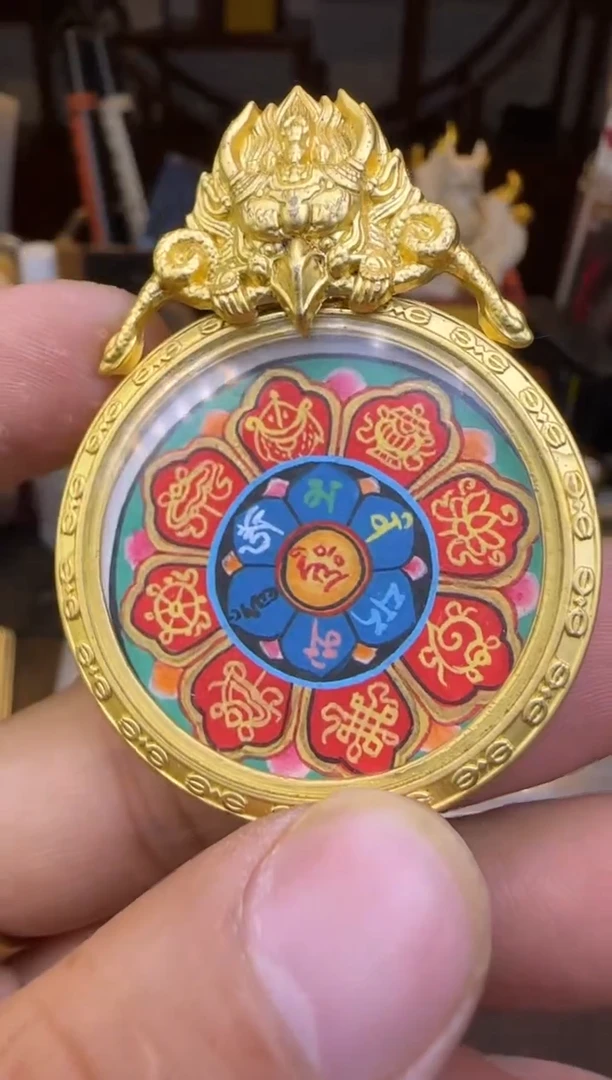 吊坠八宝吊坠一个唐卡