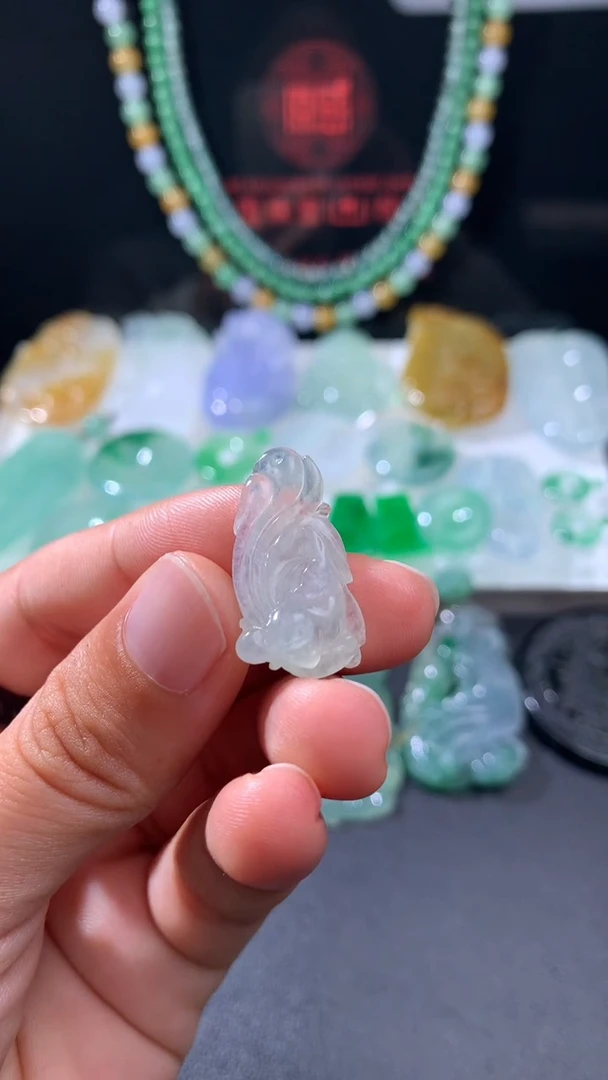 未镶嵌定制翡翠