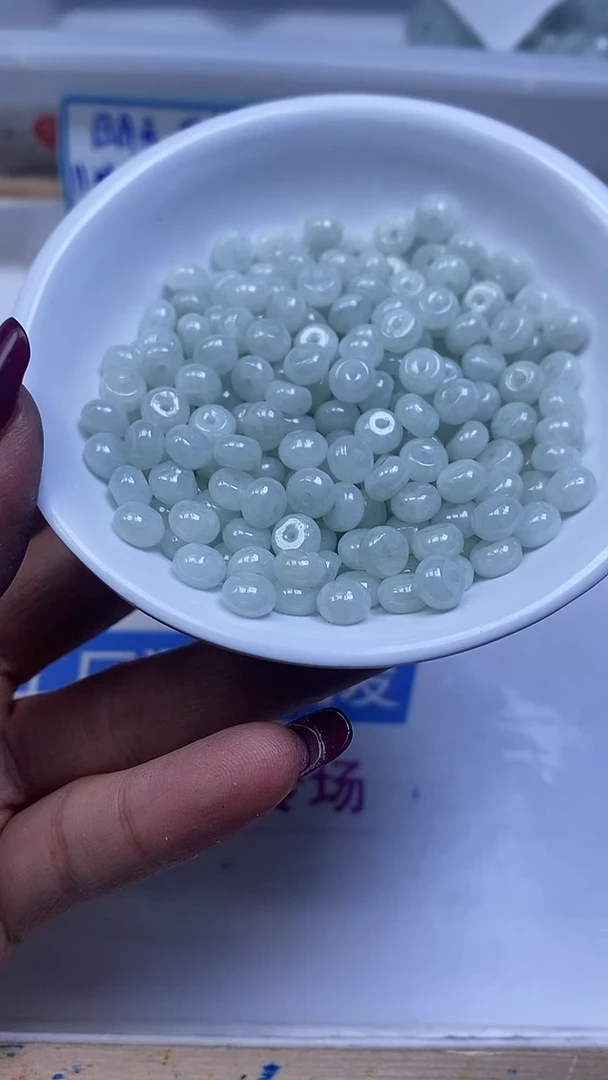 未镶嵌翡翠手饰A2044 豆绿算盘4*6mm50个17元