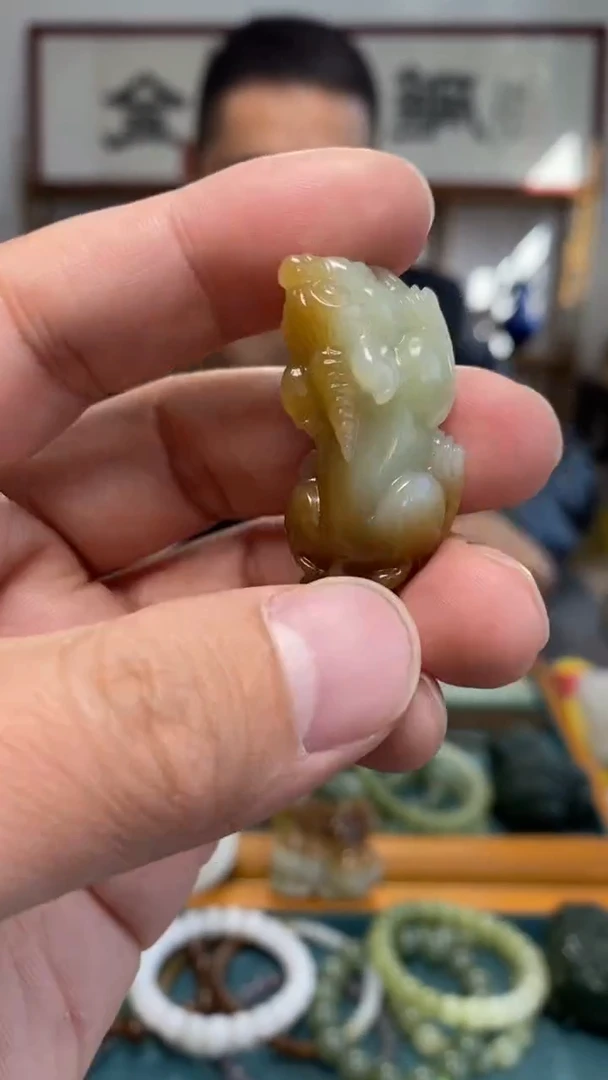 颈饰未镶嵌和田玉98