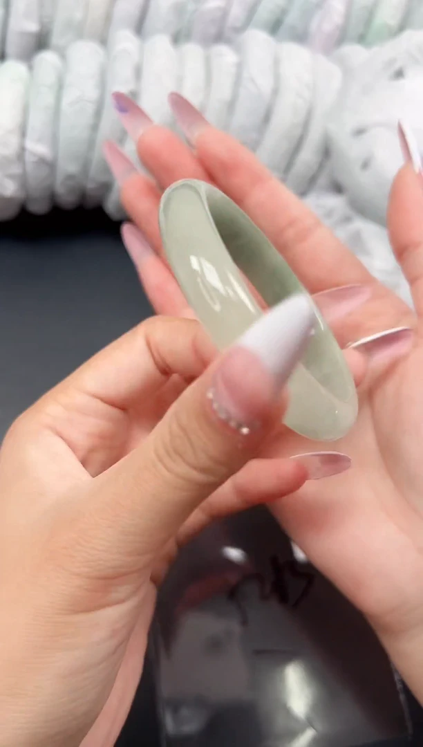 精品手镯，一物一拍E-007