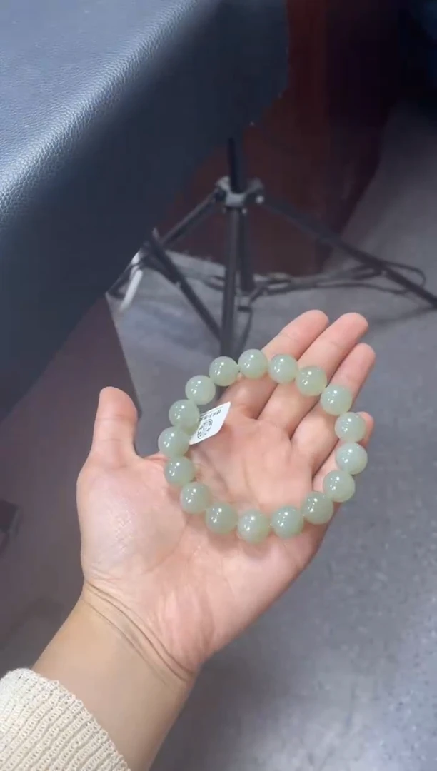 未镶嵌手串和田玉近况高清白卡12（产地直发）