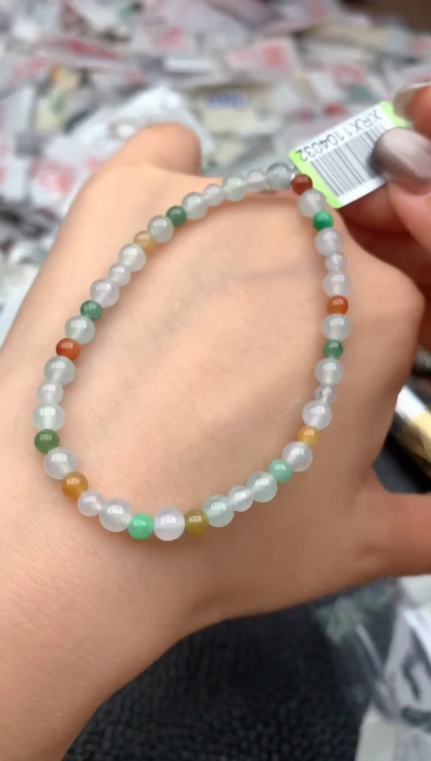 未镶嵌挂件翡翠—