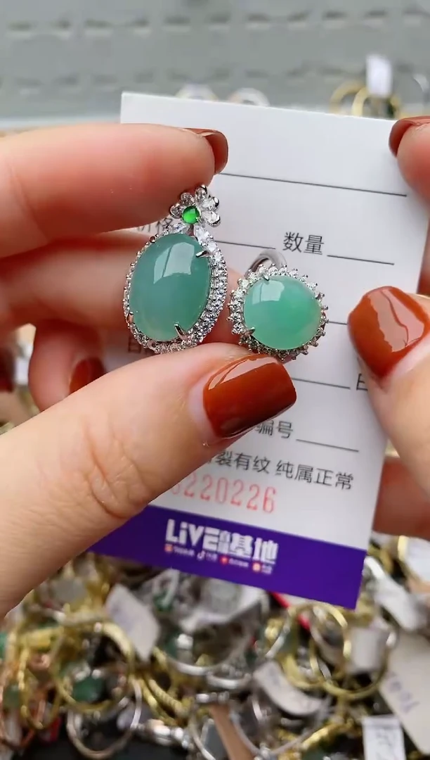 银S925镶嵌戒指翡翠.