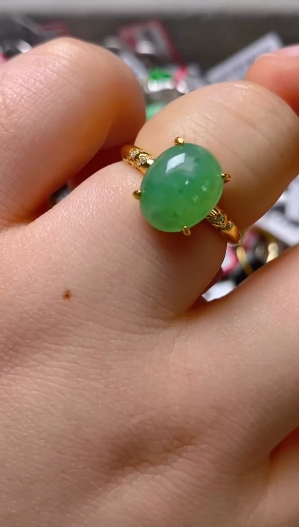 银S925镶嵌戒指翡翠百内无证书