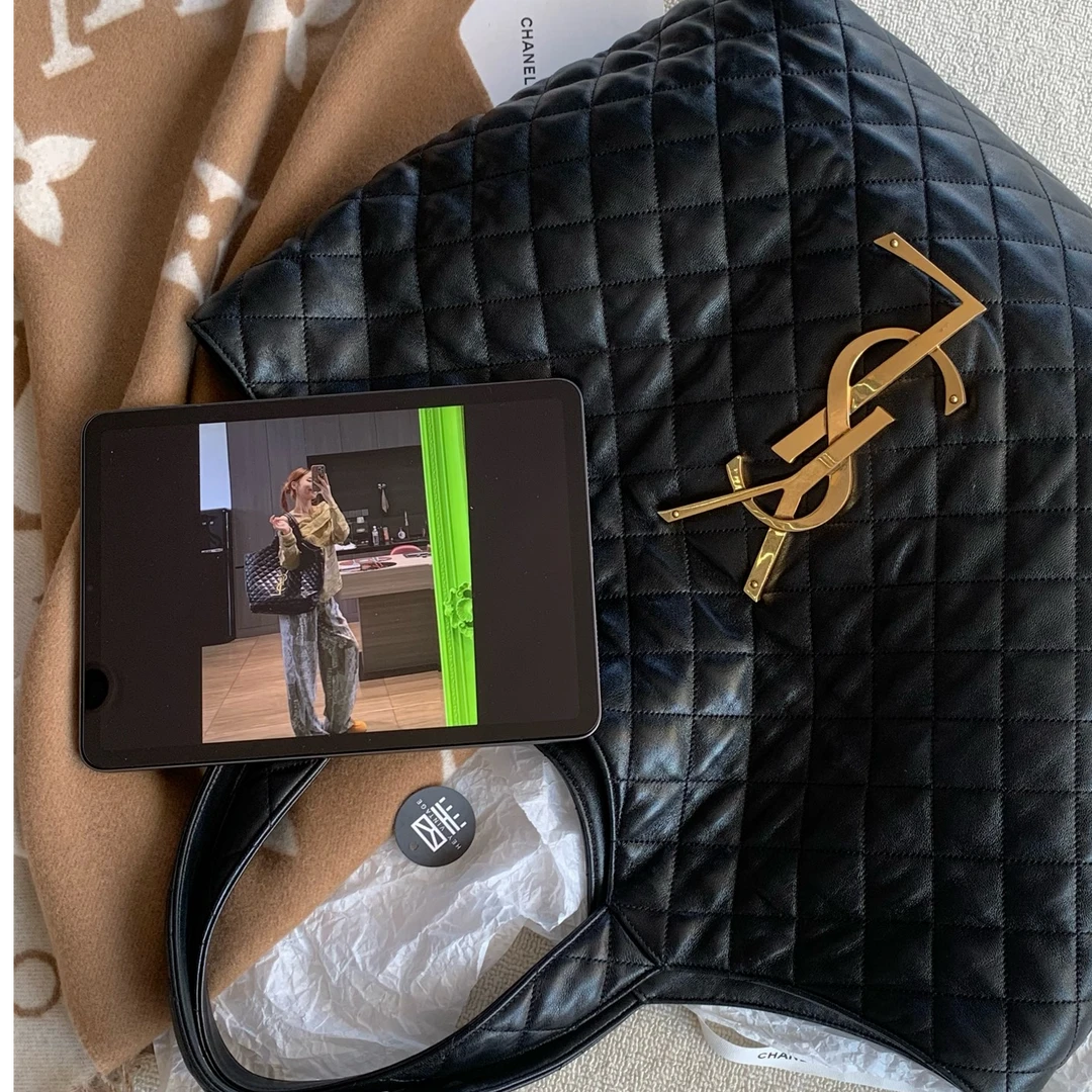 95新 YSL/圣罗兰  展会外场！黑金超模托特包