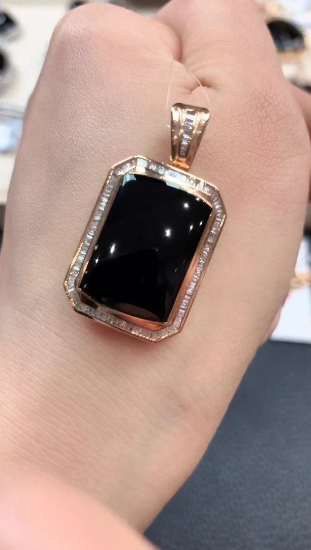 【闪购商品】翡翠吊坠(不含链)18K金镶嵌m154不退换