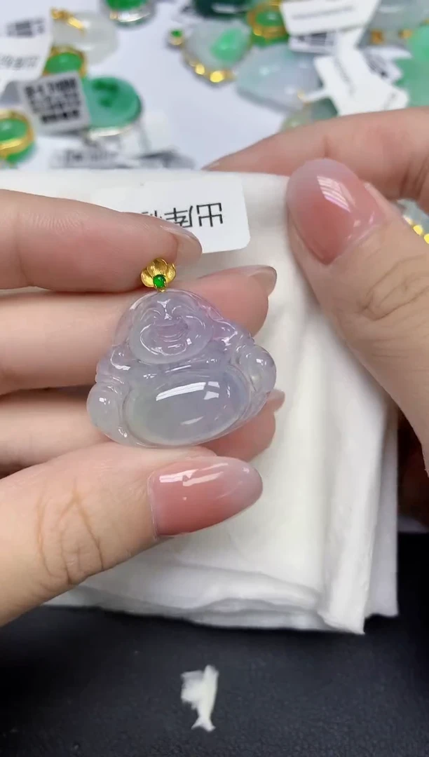 颈饰18K金镶嵌翡翠天然缅甸翡翠A货多样性发一件