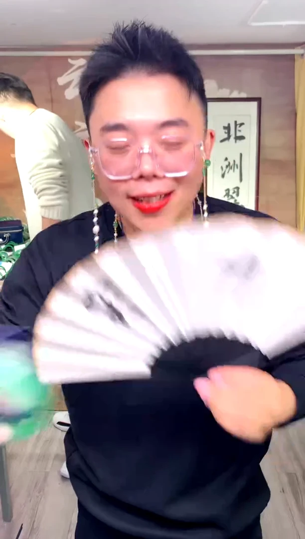 【闪购商品】石英质玉手镯未镶嵌花羽遇工厂 序号120