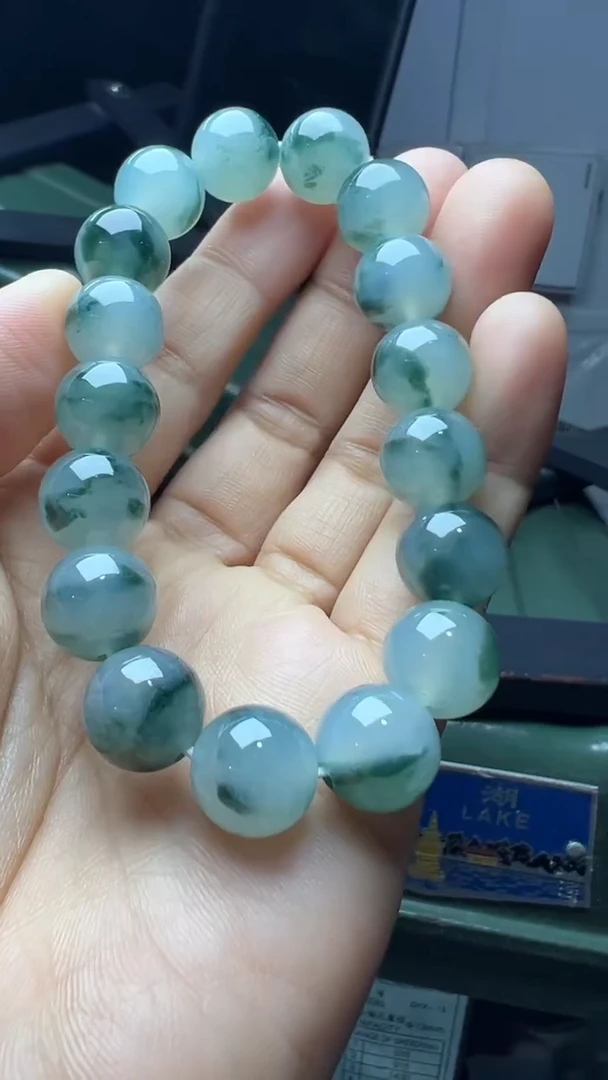 未镶嵌手串翡翠缅甸翡翠A货卡12.4左右