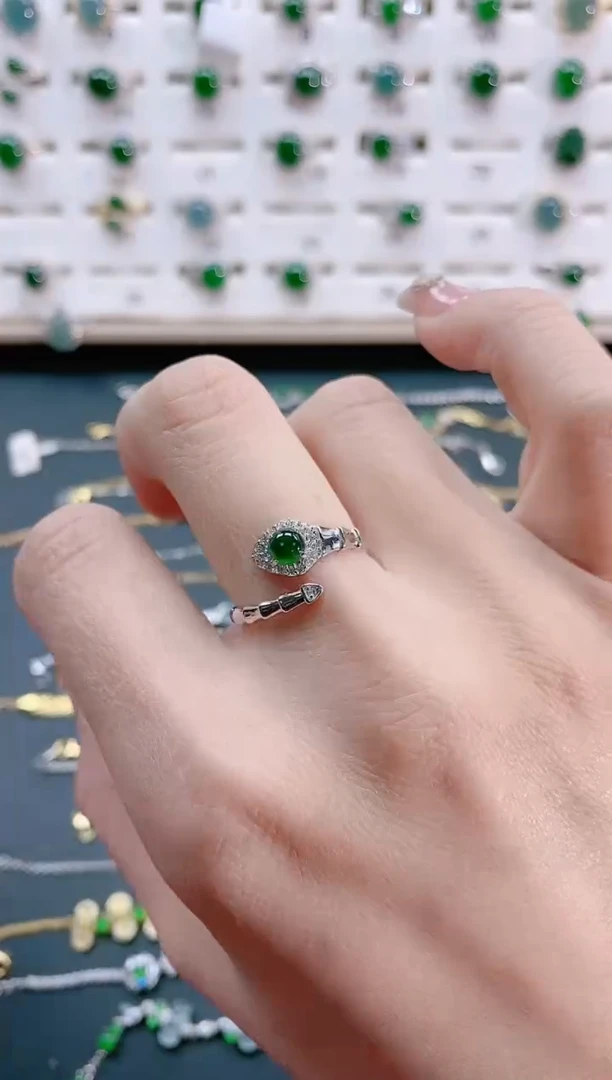 【闪购商品】翡翠戒指银S925镶嵌天然翡翠