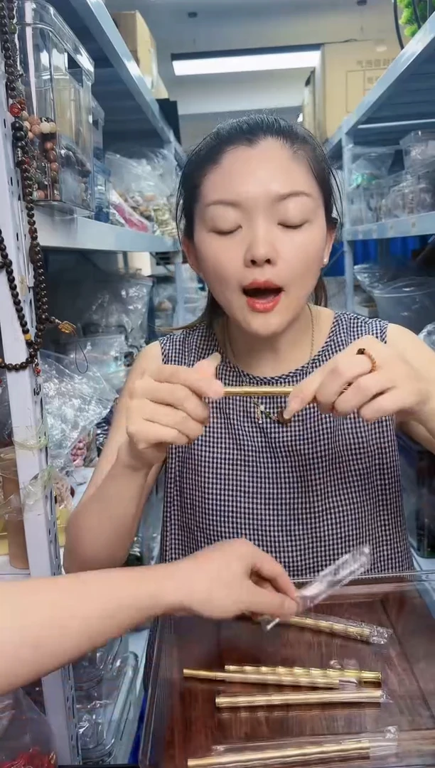 黄铜笔2支（微瑕）