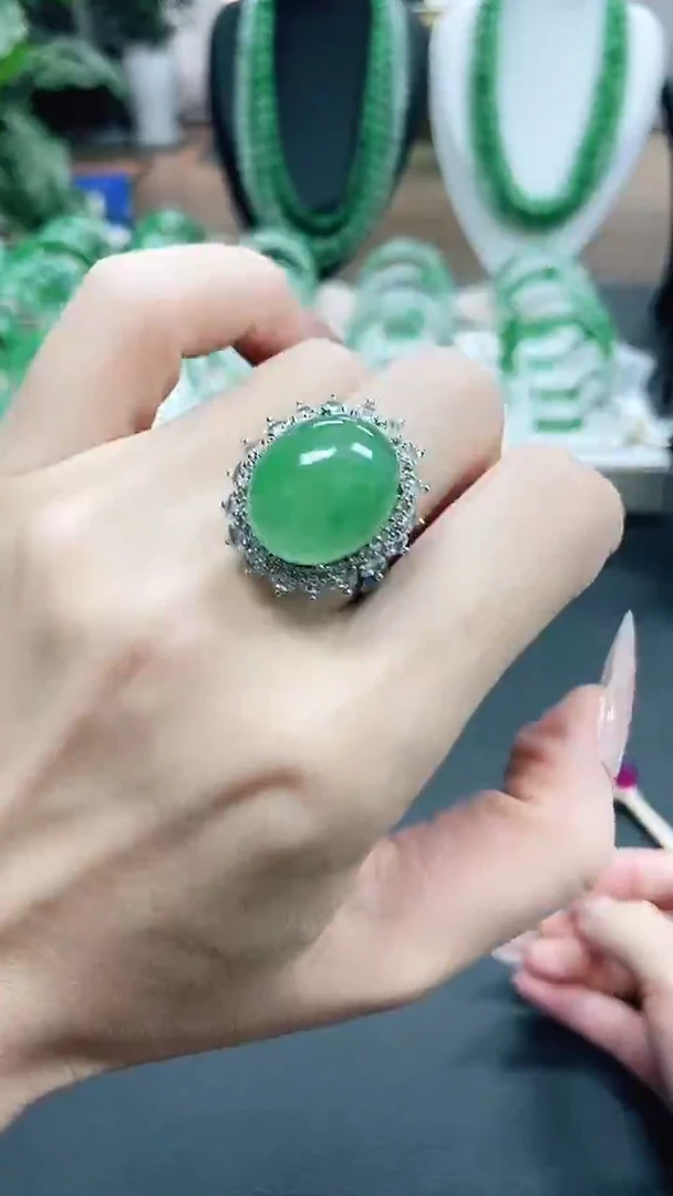 未镶嵌1石英质玉（非洲翠）/4919