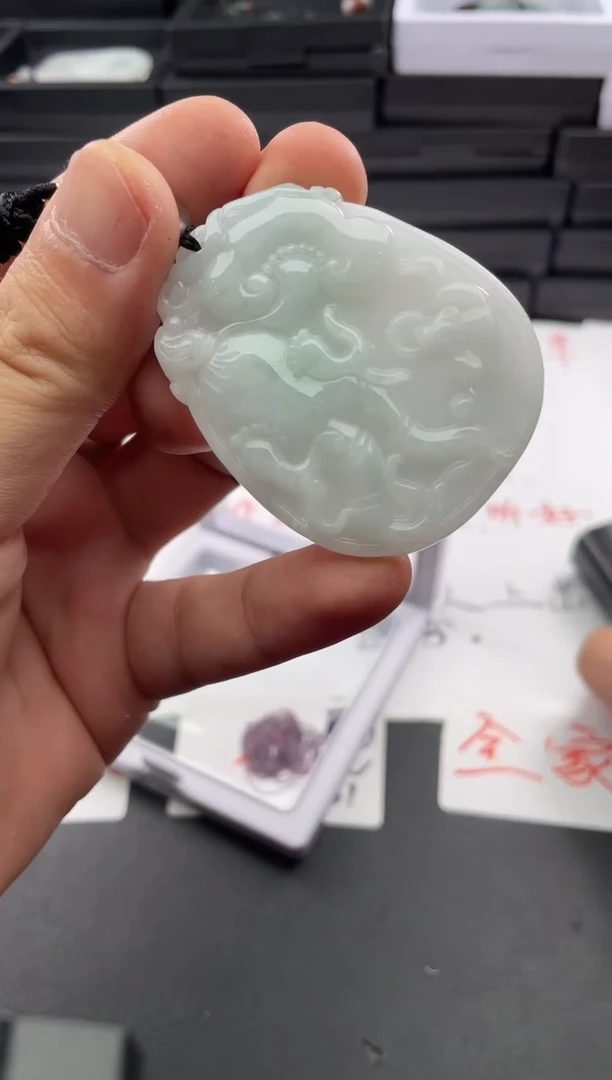 颈饰未镶嵌翡翠....9/5/.25
