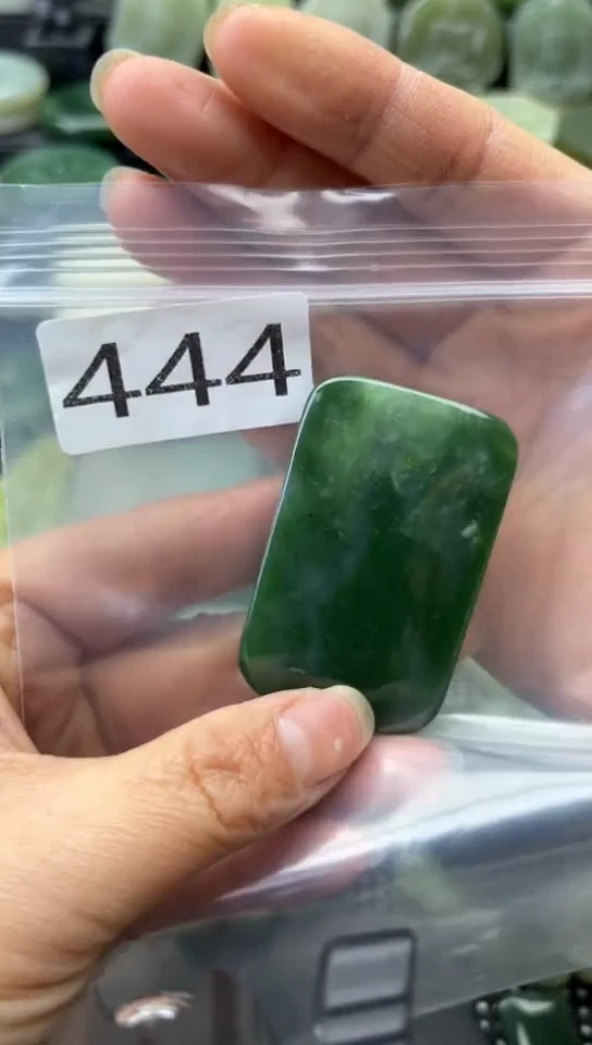 未镶嵌和田玉珠宝半成品牌子