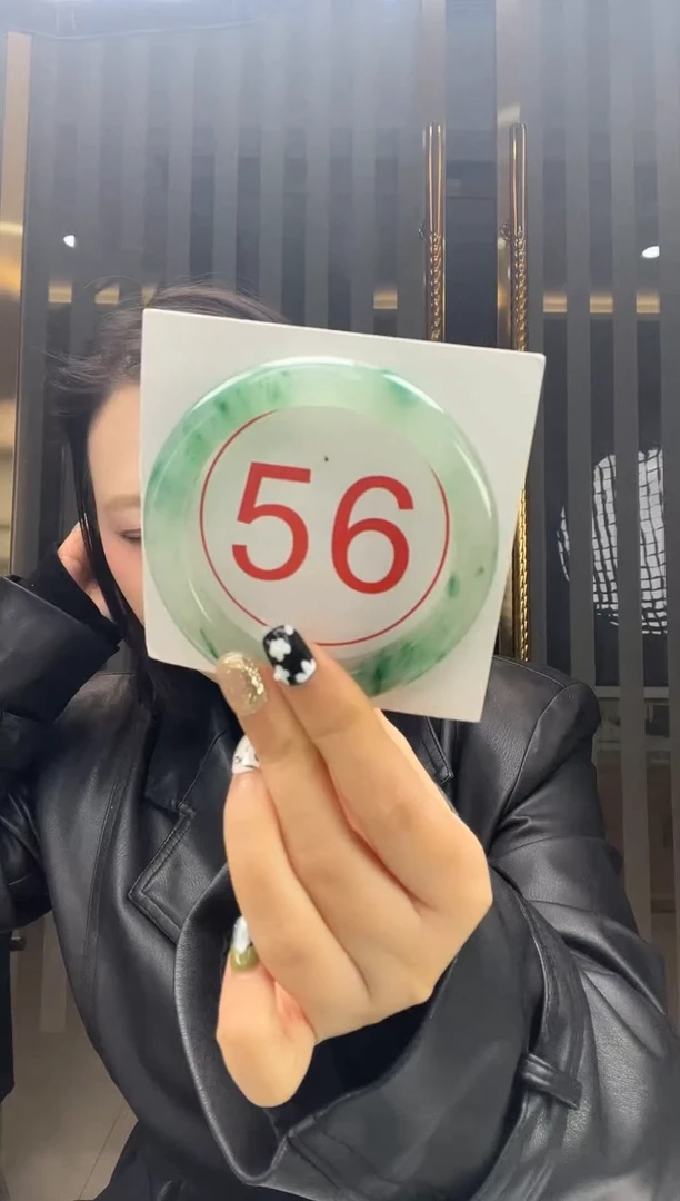 未镶嵌手镯石英质玉31