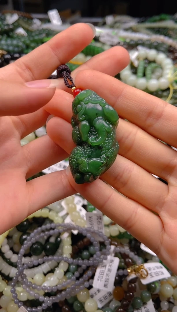 和田玉未镶嵌挂件1