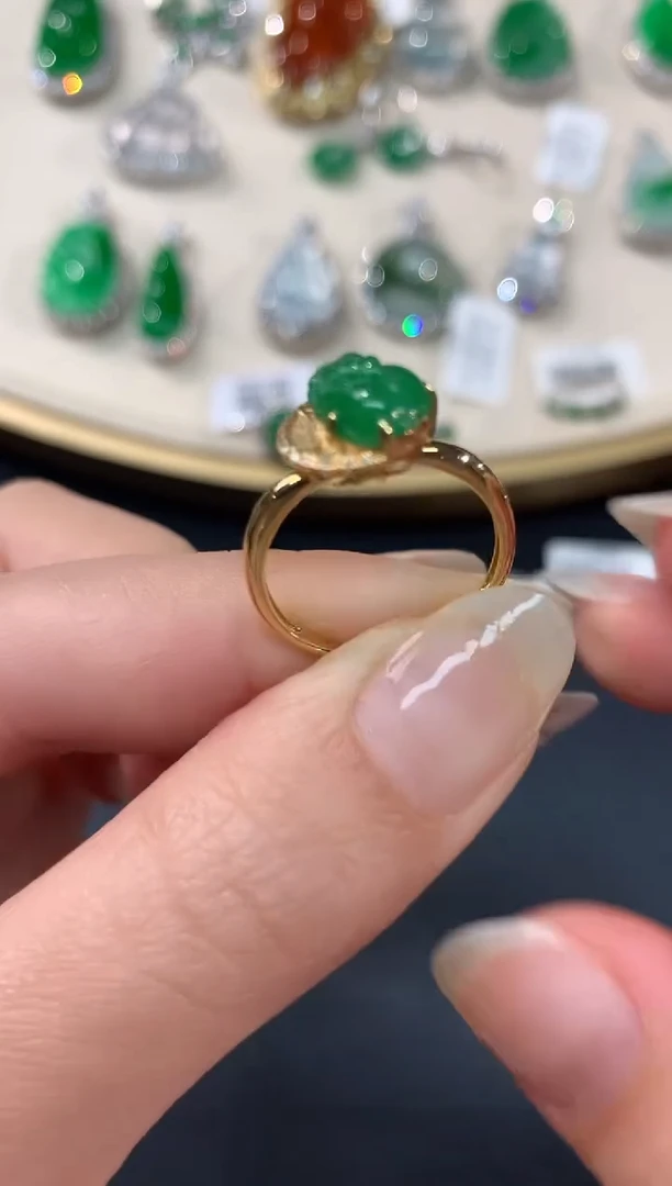 【闪购商品】翡翠戒指18K金镶嵌A402|2800